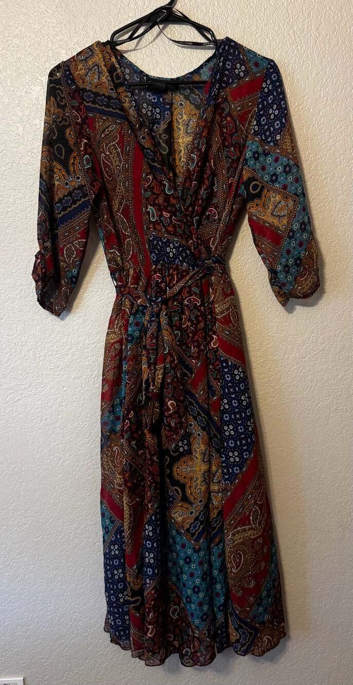 Stella & Julie Women's Paisley Print Wrap Maxi Dress with Belt